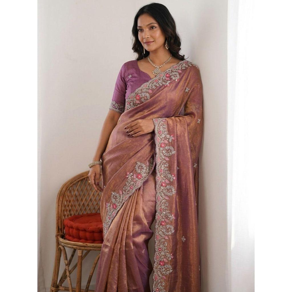 Collezione Speciale Saree Ricamati per Matrimoni Premium