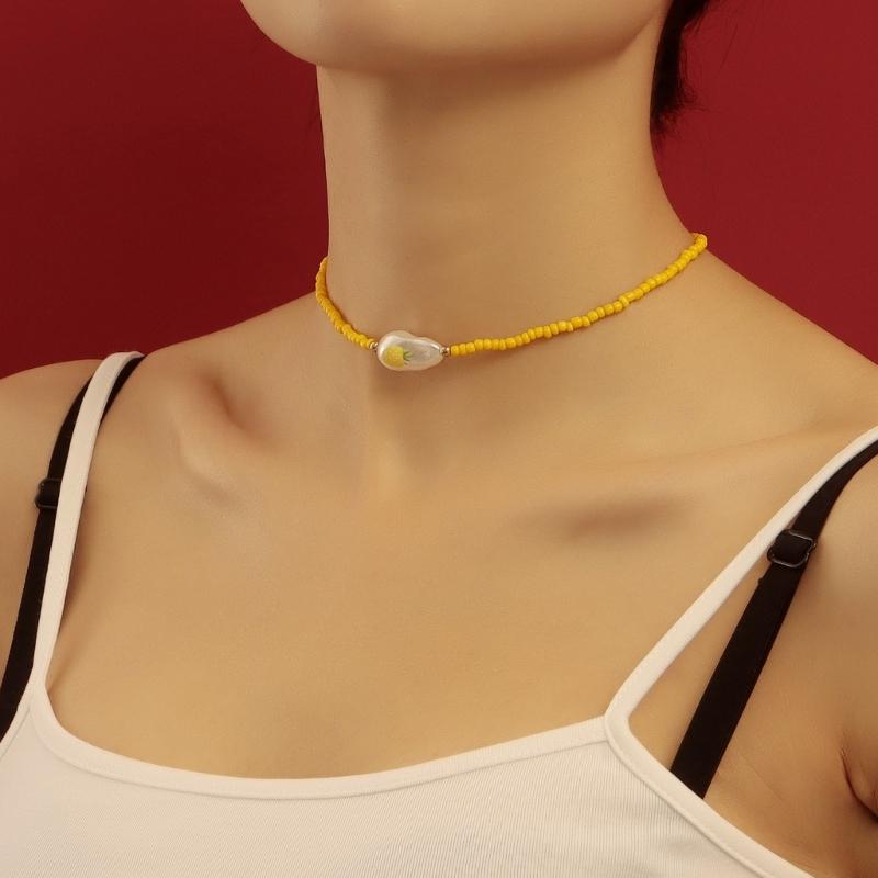 Baroque Simulated Pearls Necklace Short Clavicle Chain Necklace Bohemia Jewelry Dainty Clavicle Chain for Women Girl