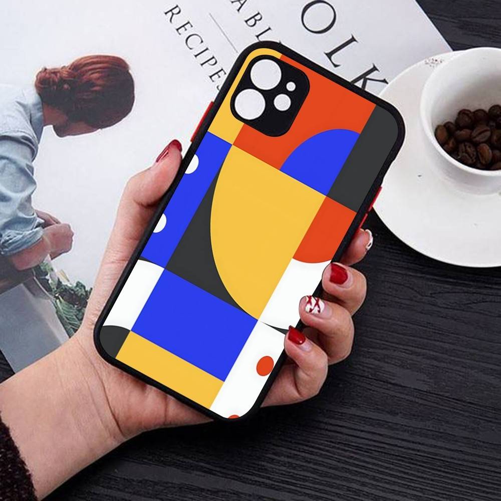Geometric Bauhaus Art For IPhone 16 15 14 13 12 11 Pro Max X XS MAX Plus Translucent Black Phone Cover