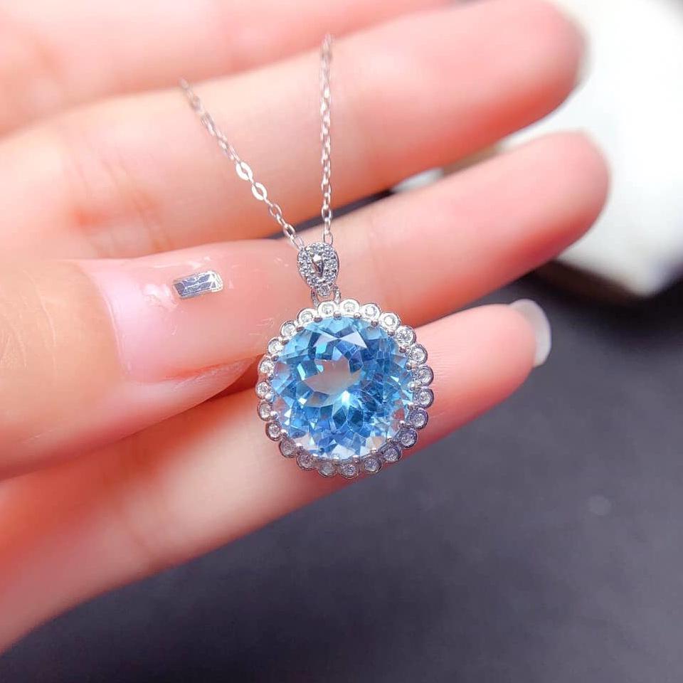 Trending Simulated Aquamarine Topaz Sunflower Pendant Necklace with Full Diamond Design for Women