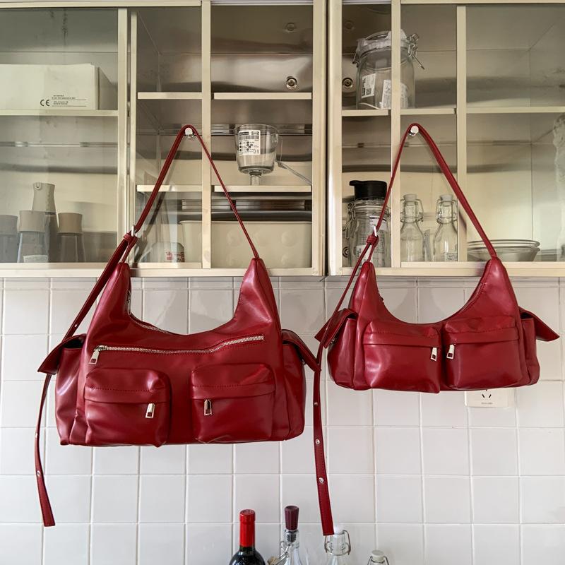 

Женская сумка Универсальная сумка-мессенджер Новая однотонная сумка на плечо Повседневная сумка под мышкой Small красный