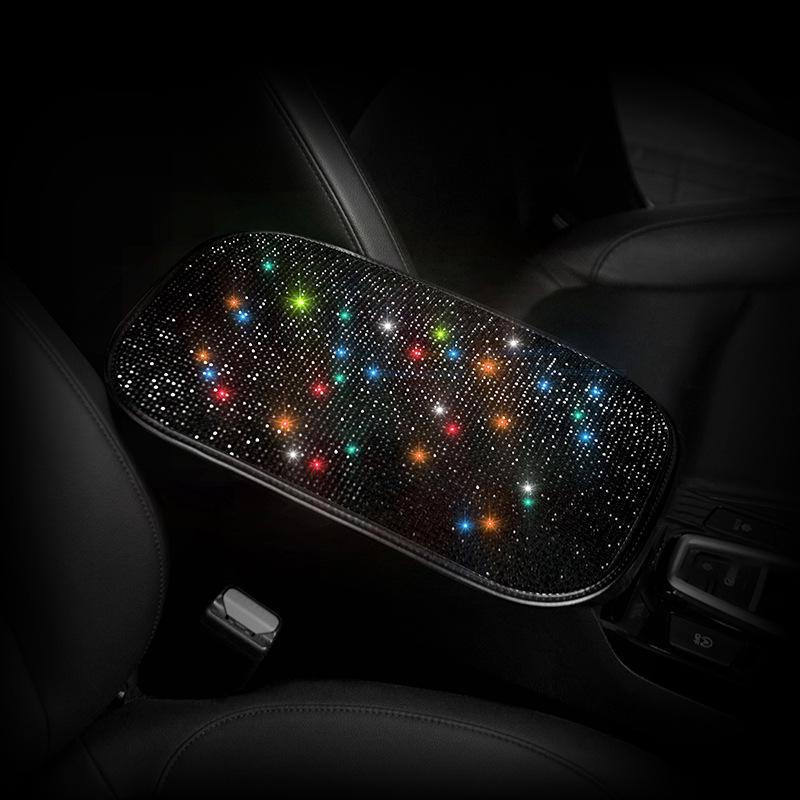 Zestaw do dekoracji samochodu z czarnymi diamentami: Pokrowce na kierownicę i uchwyty