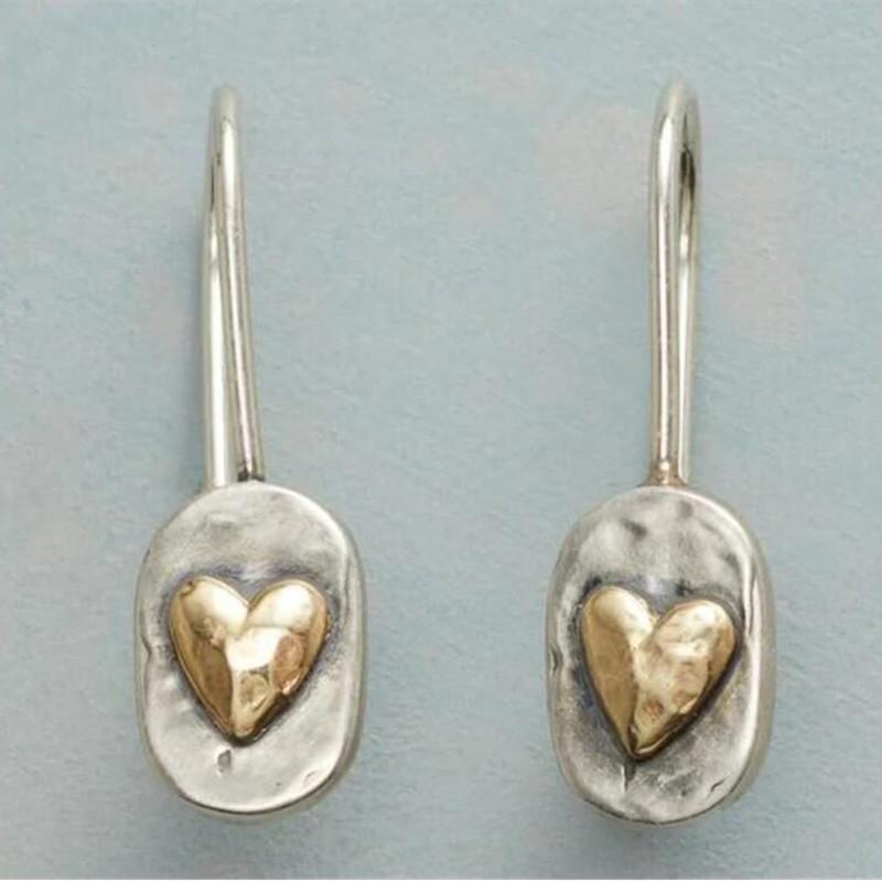 

Shaped Heart Trendy Womens Earrings Unique Alloy Design Exquisite Accessories Decorative