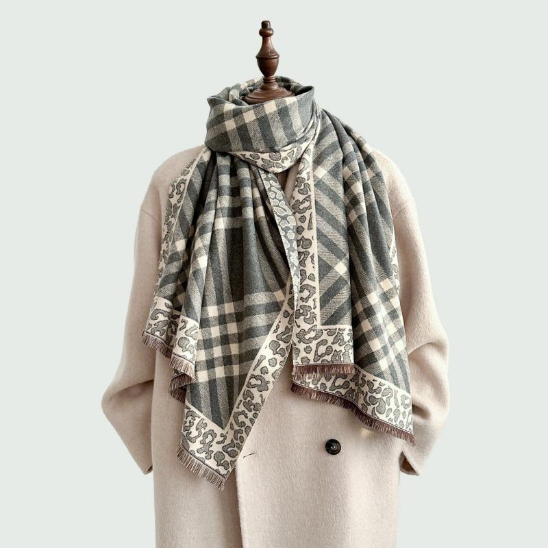 Autumn New Versatile Maillard Plaid Jacquard Scarf Women's Fashion Warm and Cold Scarf with Decorative Shawl