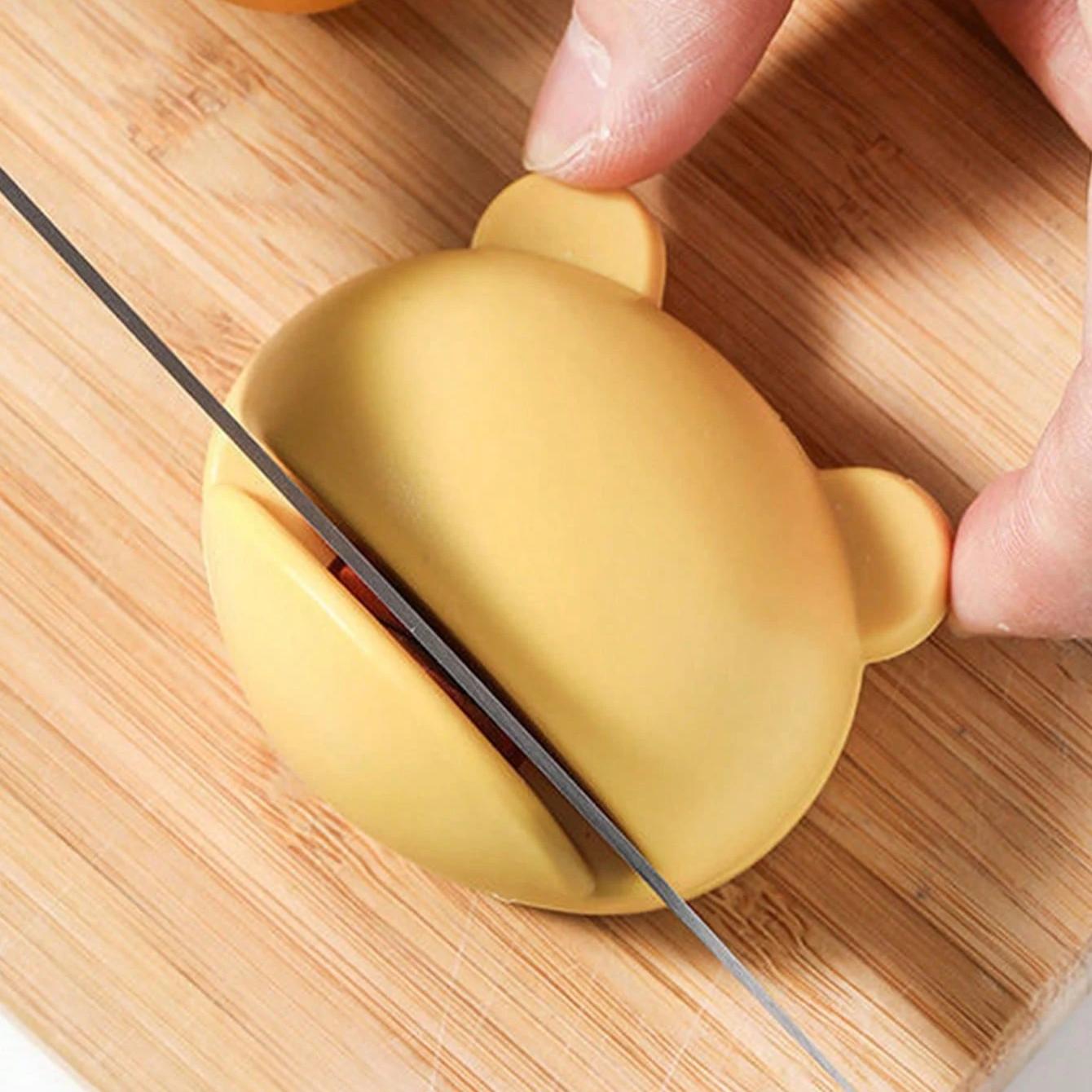 

Cartoon Frog Sharpening Stone,Kitchen Quick Sharpener,Kitchen Knife,Scissors Grinding Tool,Kitchen Small Tool.Manual Tools,Convenient And Practical Yellow різнокольоровий