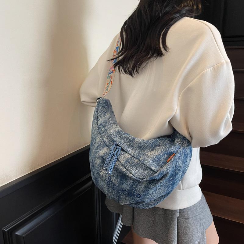 Casual Niche Underarm Bag Women'S Fashion One Shoulder Commuter Bag Large Capacity Versatile Messenger Dumpling Bag