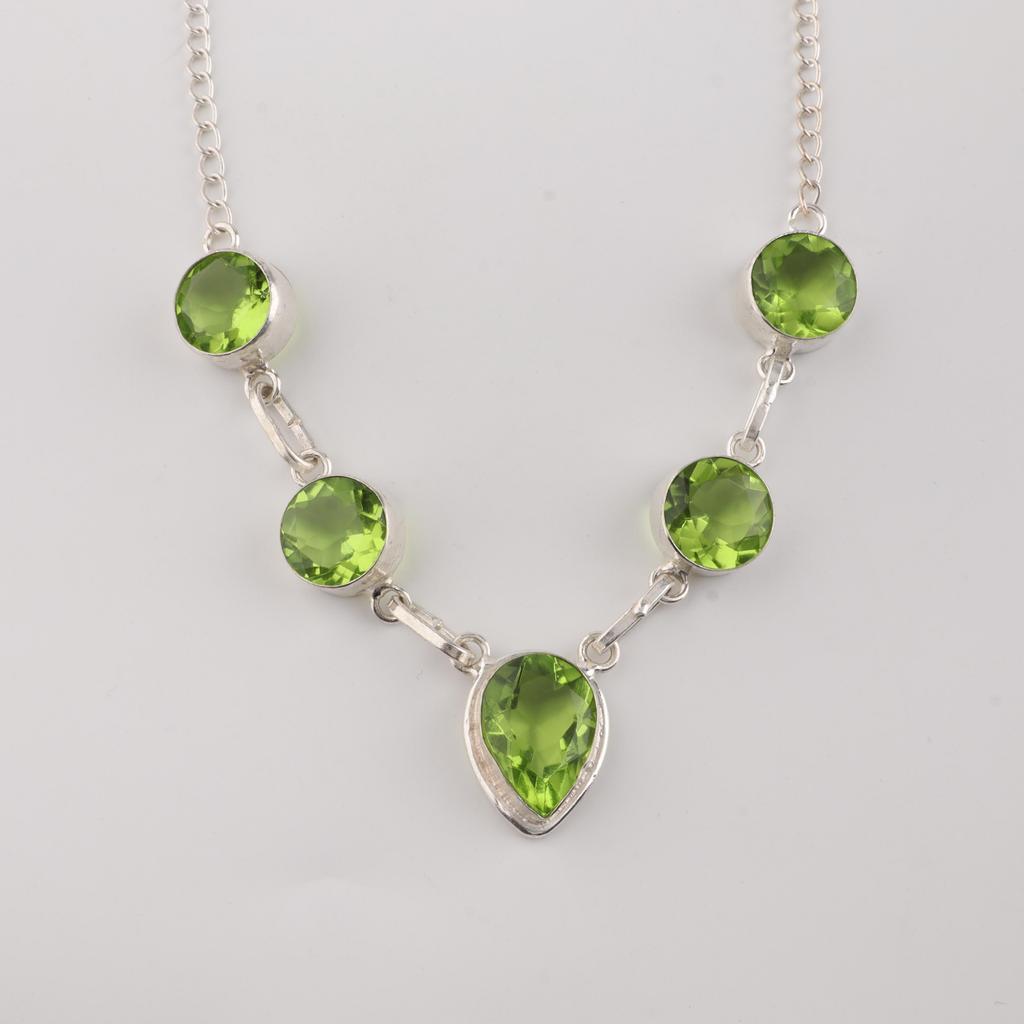 Naturlig Peridot Ädelsten Silverhalsband 16-18" 925 Sterling Silver Handgjorda Smycken för Kvinnor Som Gåva till Alla Hjärtans Dag RN-3-5