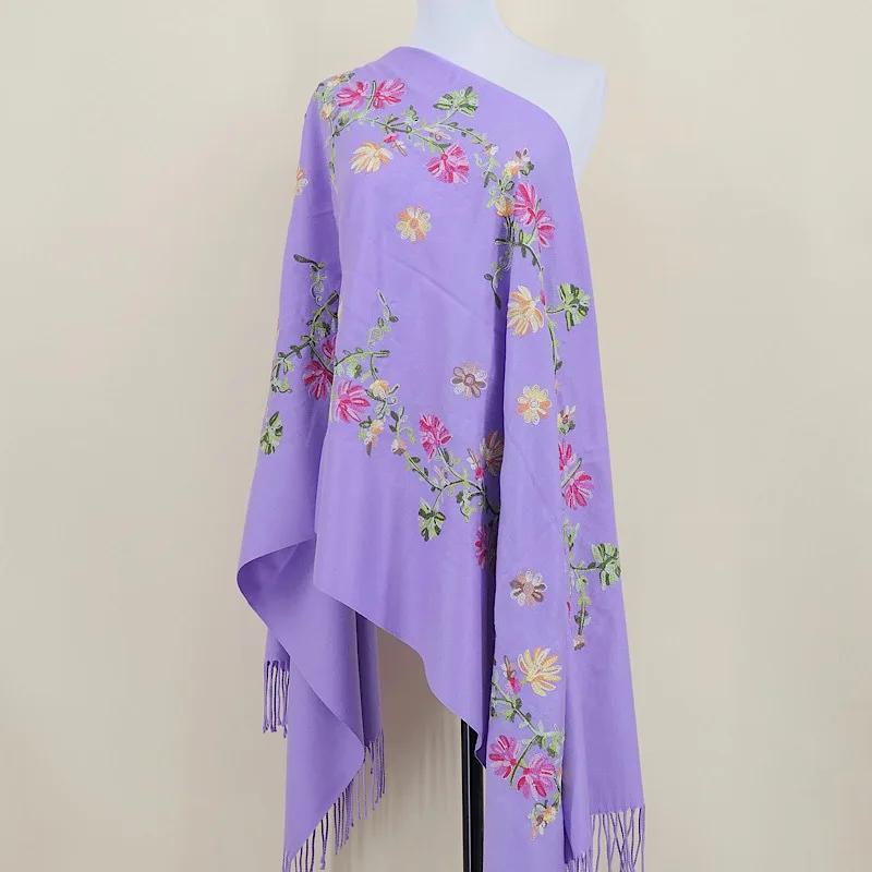 

New Chinese Embroidered Scarf for Woman Luxury Brand Imitation Cashmere Hand-embroidered Warm Shawl Autumn and Winter Thickened світло-фіолетового кольору