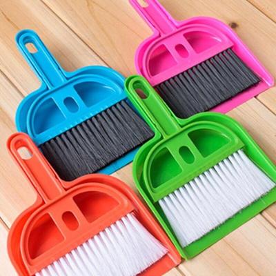 Ev Temizleme Araçları – Süpürgeler ve faraşlar