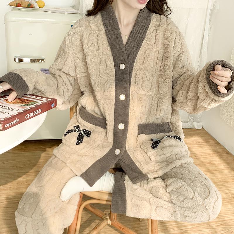 Plus Size Women's Flannel Pajama Set - Long Sleeve Cardigan, Warm and Cozy for Autumn and Winter