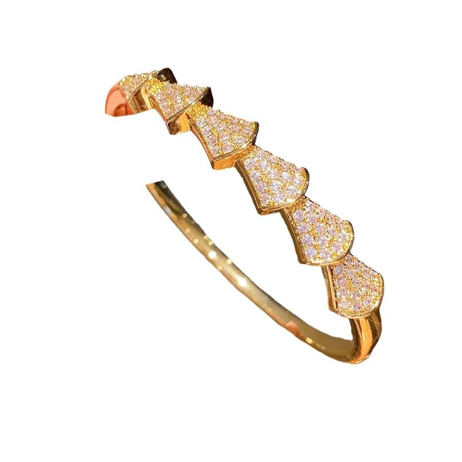 Geometric Cuff Bracelet With Cubic Zirconia For Fashion Casuals
