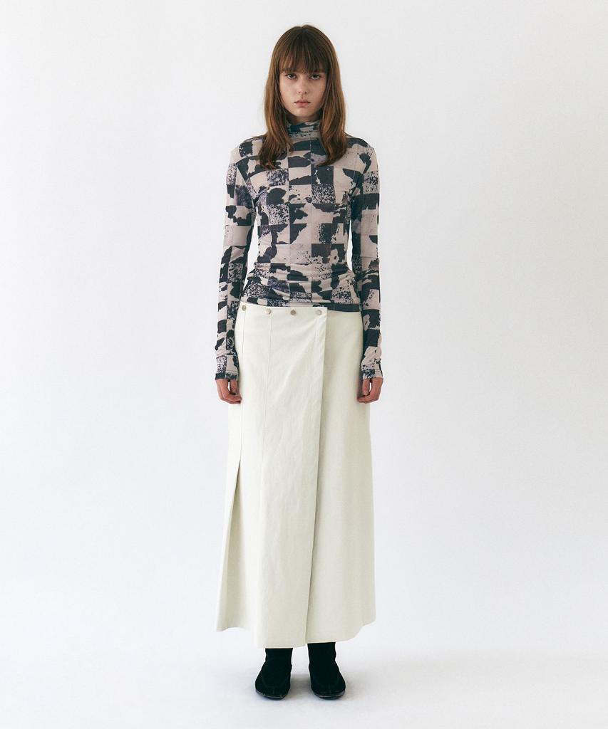Yunse Asymmetrical Pleated Skirt (White)