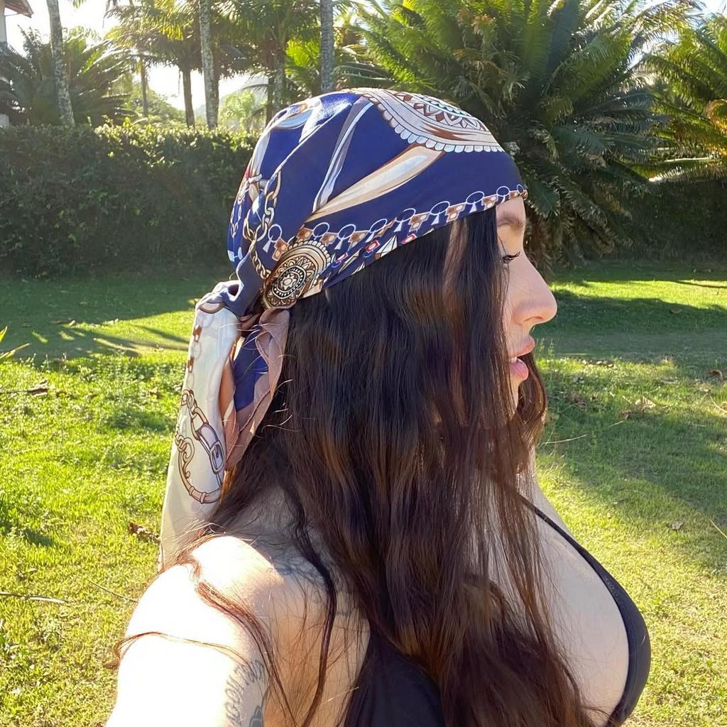 90*90cm Silk Satin Hijab for Women Luxury Square Silk Scarf Satin Bandana Cheveux Soft Handkerchief Hijab Hair Accessories