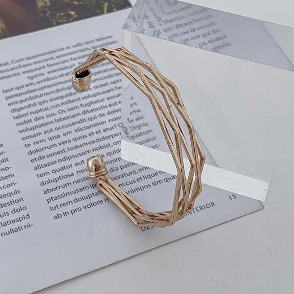 Damearmbånd med tre linjer, ubalansert linje, lagdelt