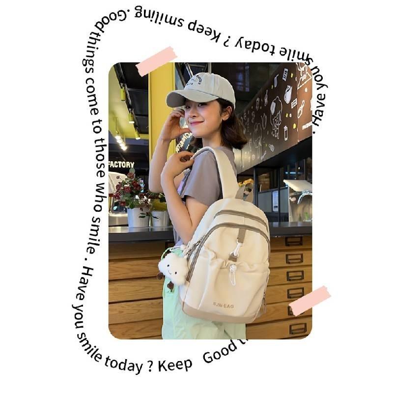 High-quality Polyester Backpack Trendy And Spacious For Books And Essentials