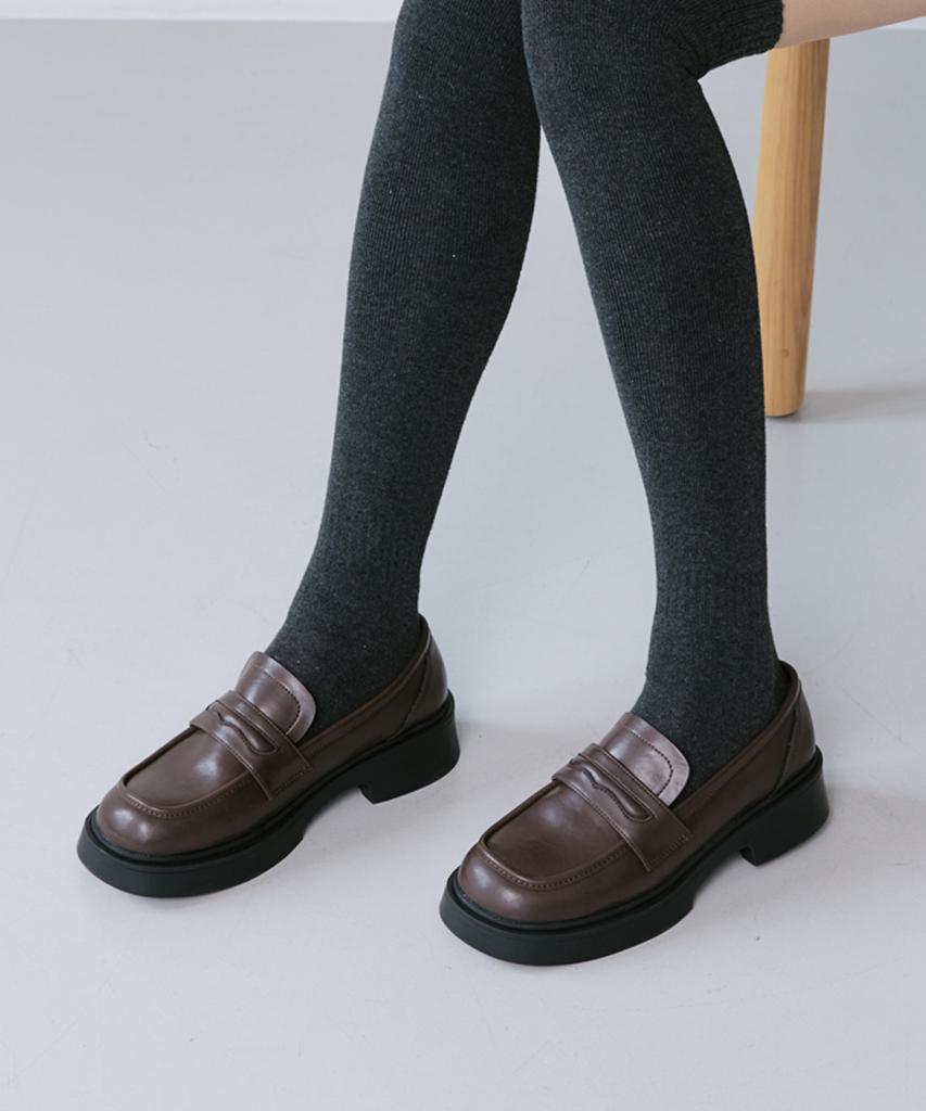 Mogaus Studio Hal Loafers 2 Colors