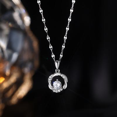 Mobius Necklace for Women, Japanese and Korean Simple and Versatile Summer Pendant Collarbone Neck Chain