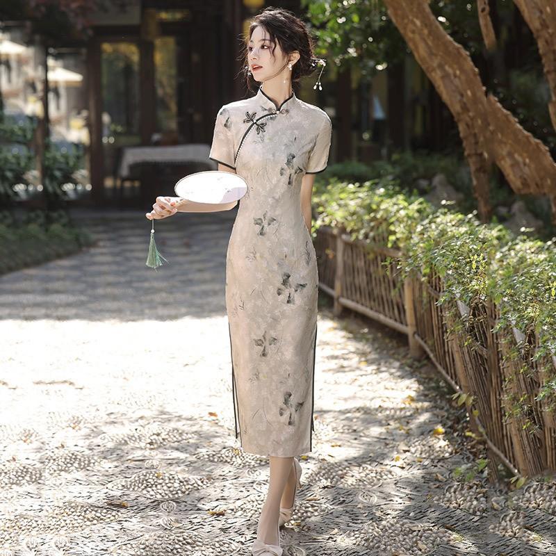 Elegant Modern Chinese Style Long Cheongsam Dress Women Semi-High Neck Three-Quarter Sleeve Retro Floral Cutwork Fabric