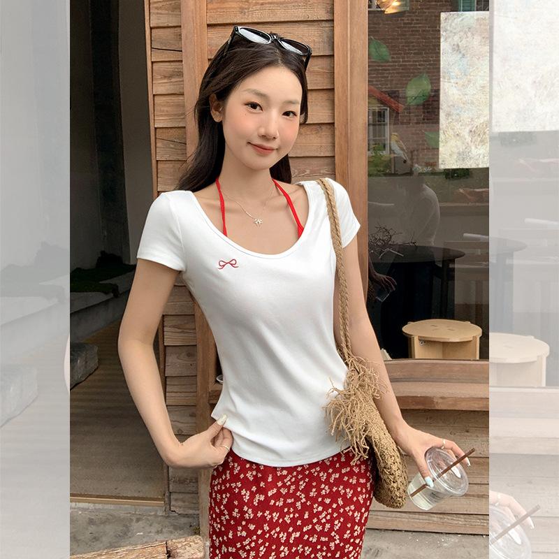 Korean Bow Embroidery Design Short-sleeved T-shirt Women's Summer New Slim and Thin Off-the-shoulder Top