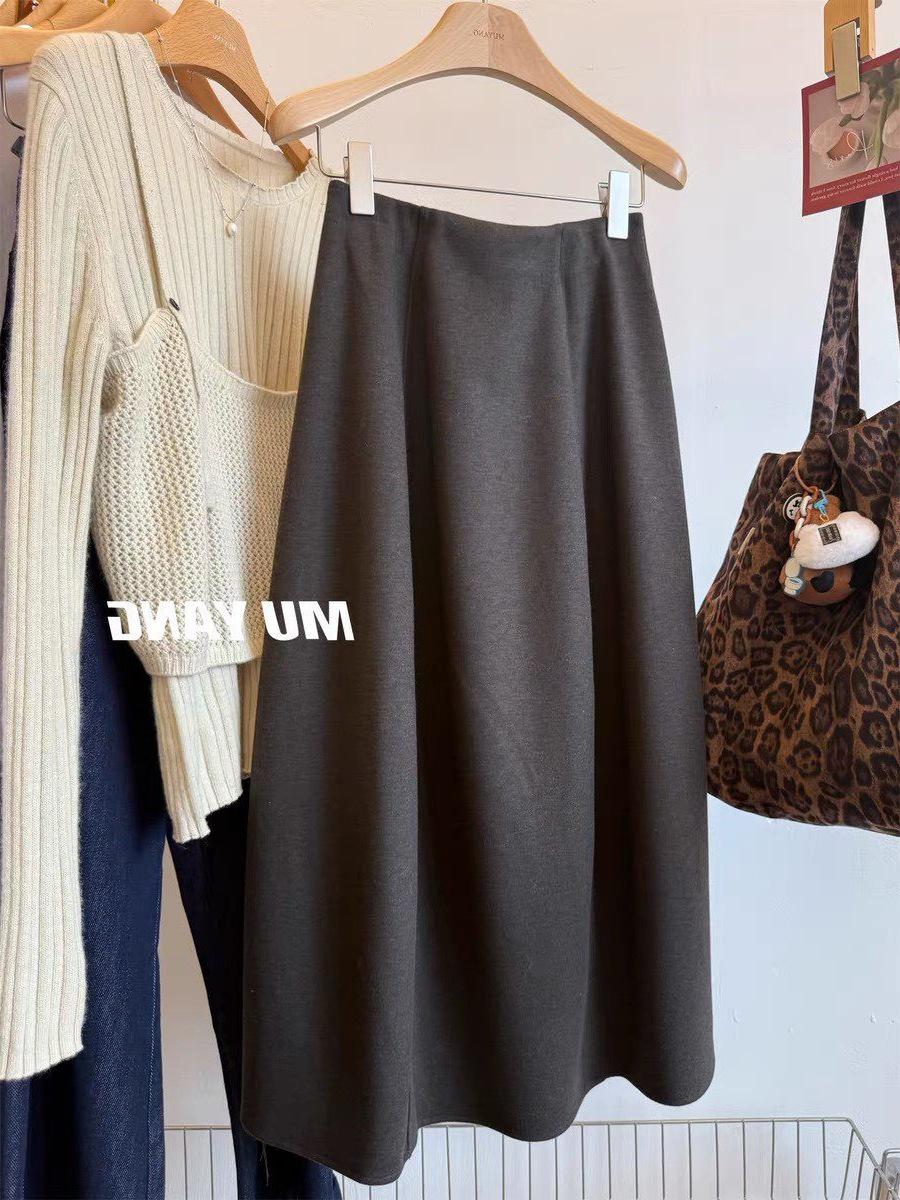

Elegant 2025 Woolen Skirt: Autumn Midi Cashmere Slimming Tulip Design for Women in Dark Grey Extra Large кофейный