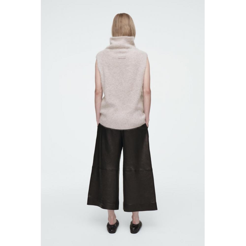 COS Japan Funnel Neck Brushed Cashmere Vest