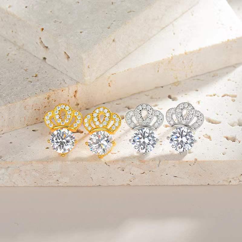 Beixi S925 Sterling Silver Crown Stud Earrings with Shiny Zirconia - Elegant and Luxurious Women's Jewelry