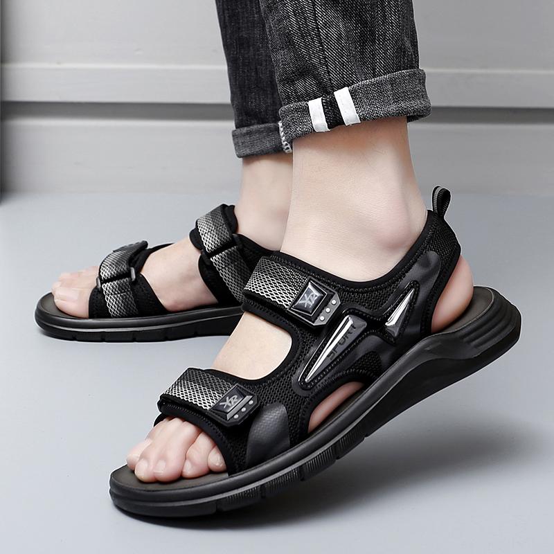 Sandals Men Fashion Breathable Summer Shoes Man Outdoor Men Sandals Slip On Antiskid Beach Sandals Shoes Collision Avoidance