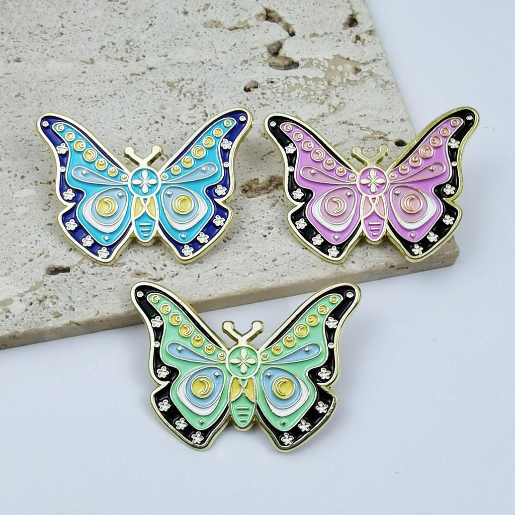 Cute Cartoon Flower & Butterfly Brooch for Clothing and Backpacks - Versatile Alloy Badge Accessory for Girls