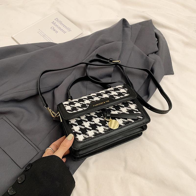 Wholesale Hot Sale Niche Korean Literary Plaid Portable Small Square Bag Women's Casual Versatile Foreign Style Messenger Bag