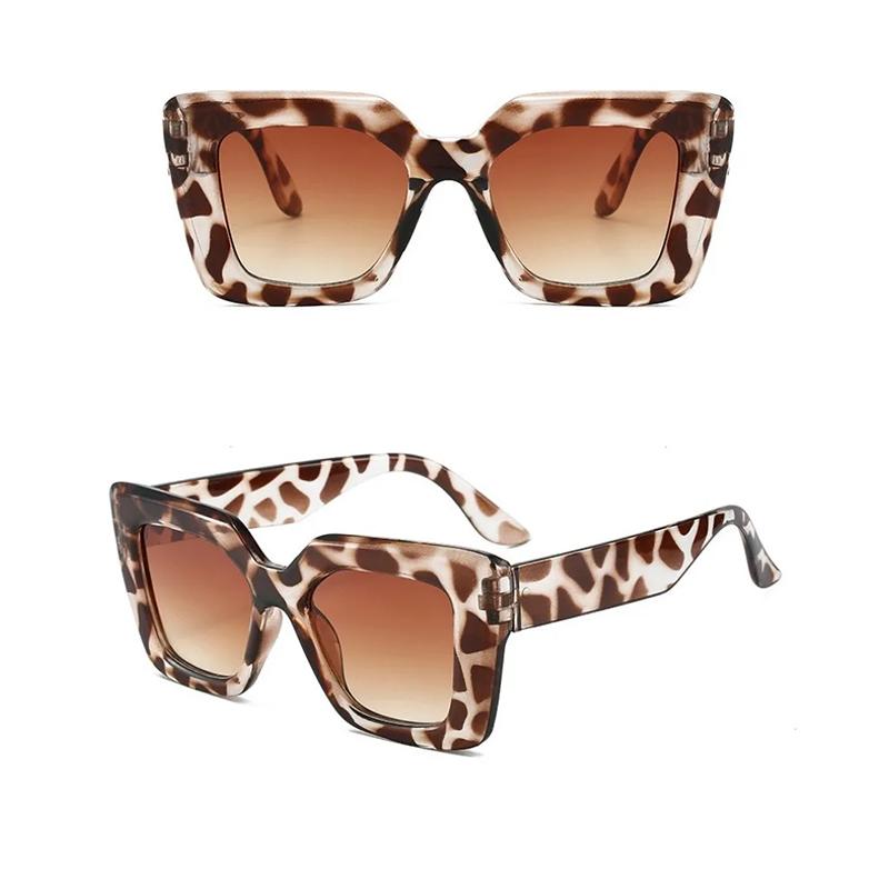 1Pc Vintage Fashion Large-Glass Frame Square-shaped Sunglasseses Timeless Fashion Design Casual and Simple Fashionable Glasses Unisex Glasses