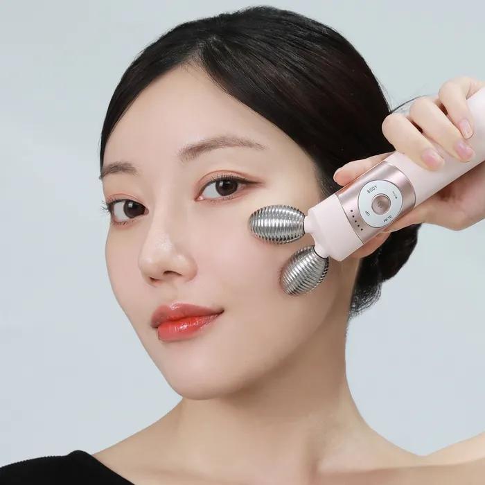 SLOŽENÍ SETU_Růžové EMS V-Cera Meridiánové zařízení (+ABC Kolagenová maska, Pouze růžový sáček)