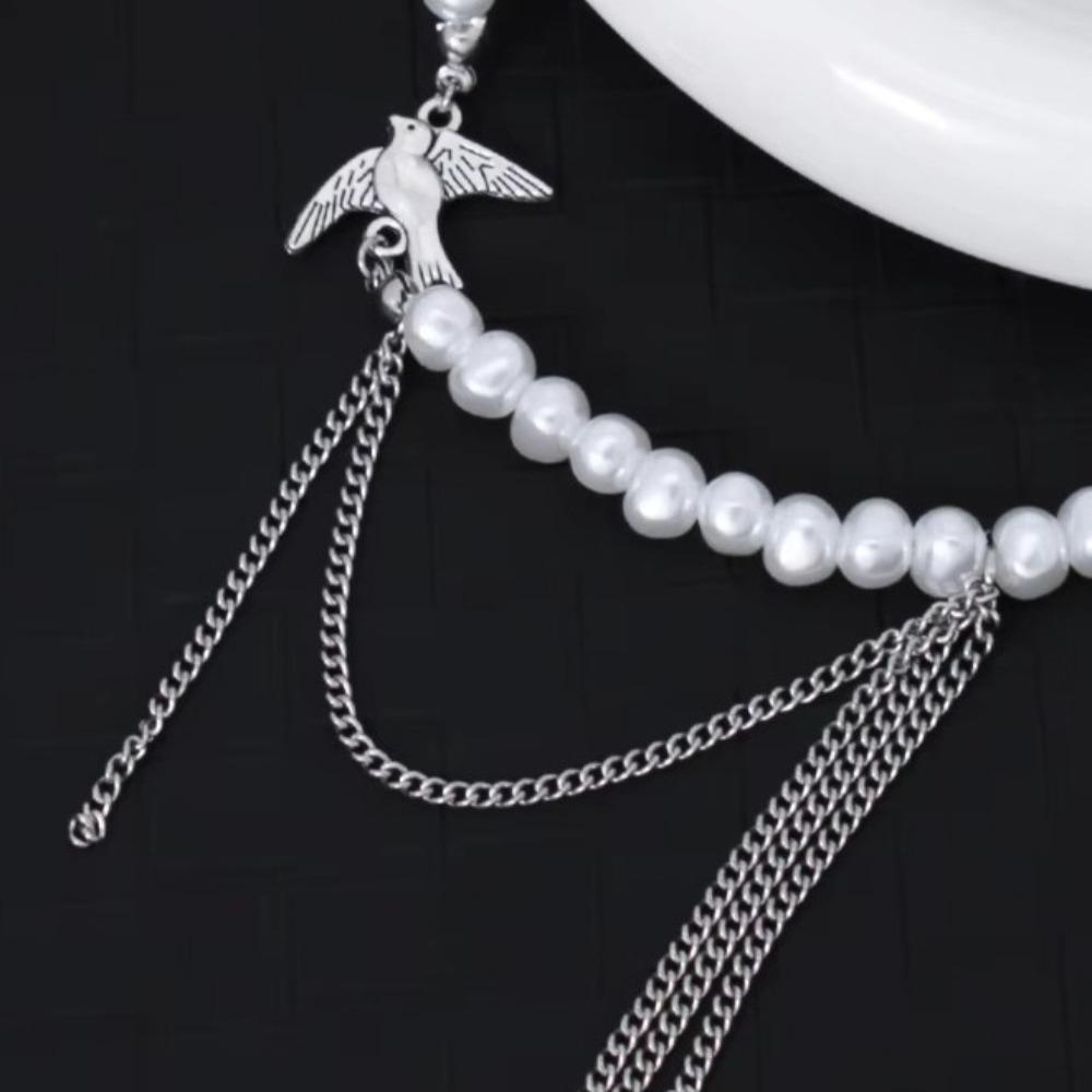 Swallows Women's Necklace Alien Clavicle Necklace Fashion Pendant Necklace  Music Festival Jewelry