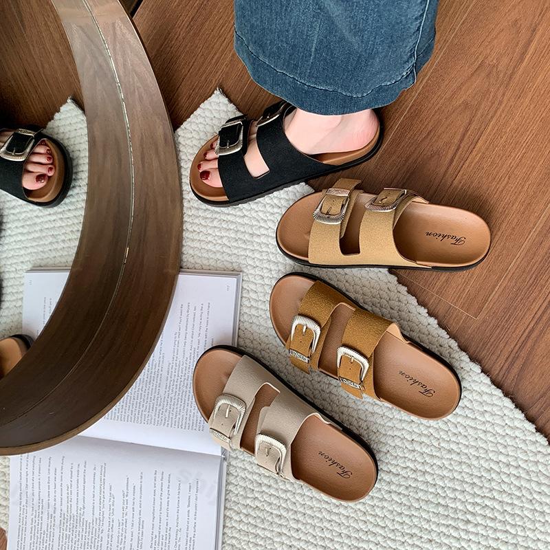 Fashion Women's Slippers 2025 New Summer Fashion Outdoor Beach Sandals Female Buckle Comfortable Non Slip Slippers Sandalias De Mujer