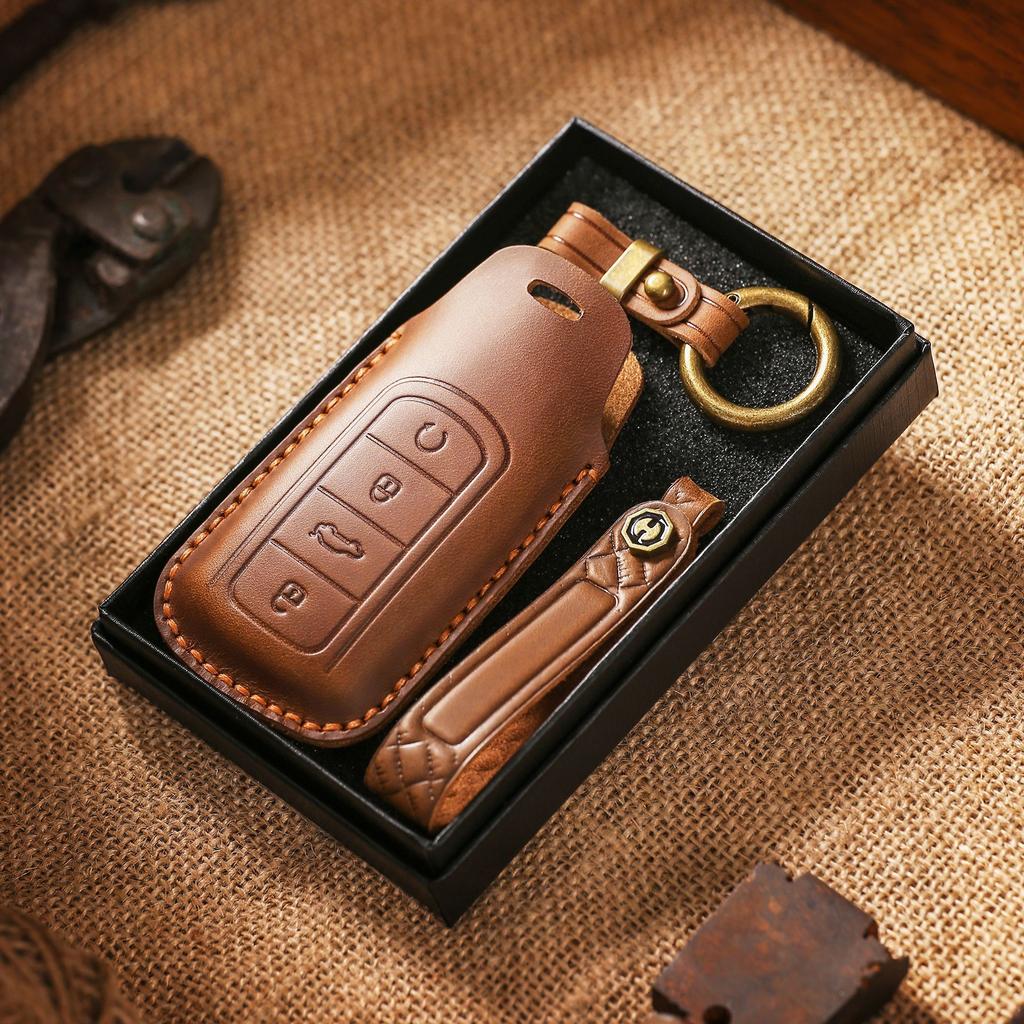 Genuine Leather Key Cover for Chery Omoda 5 C5 Tigo 7/8 Pro Max, Full Grain Key Fob Protector with Leather Strap