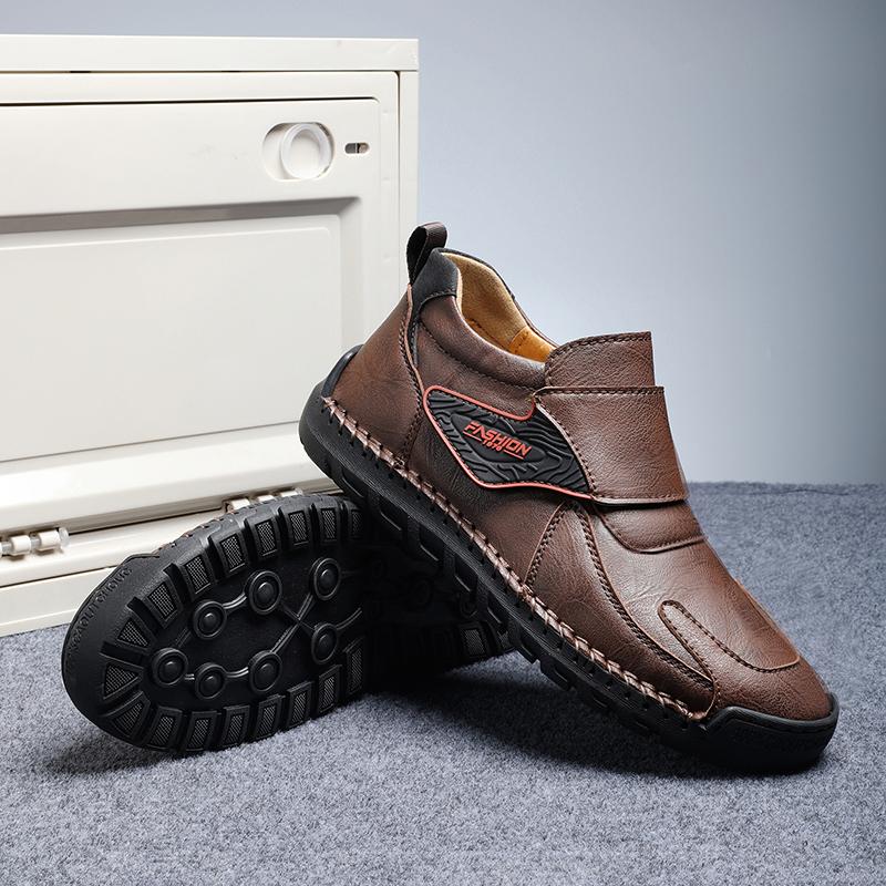 2024 Men Leather Casual Walking Shoes New Arrival Mens Comfortable Loafers Mens All-match Slip On Shoes Monk Strap Flats