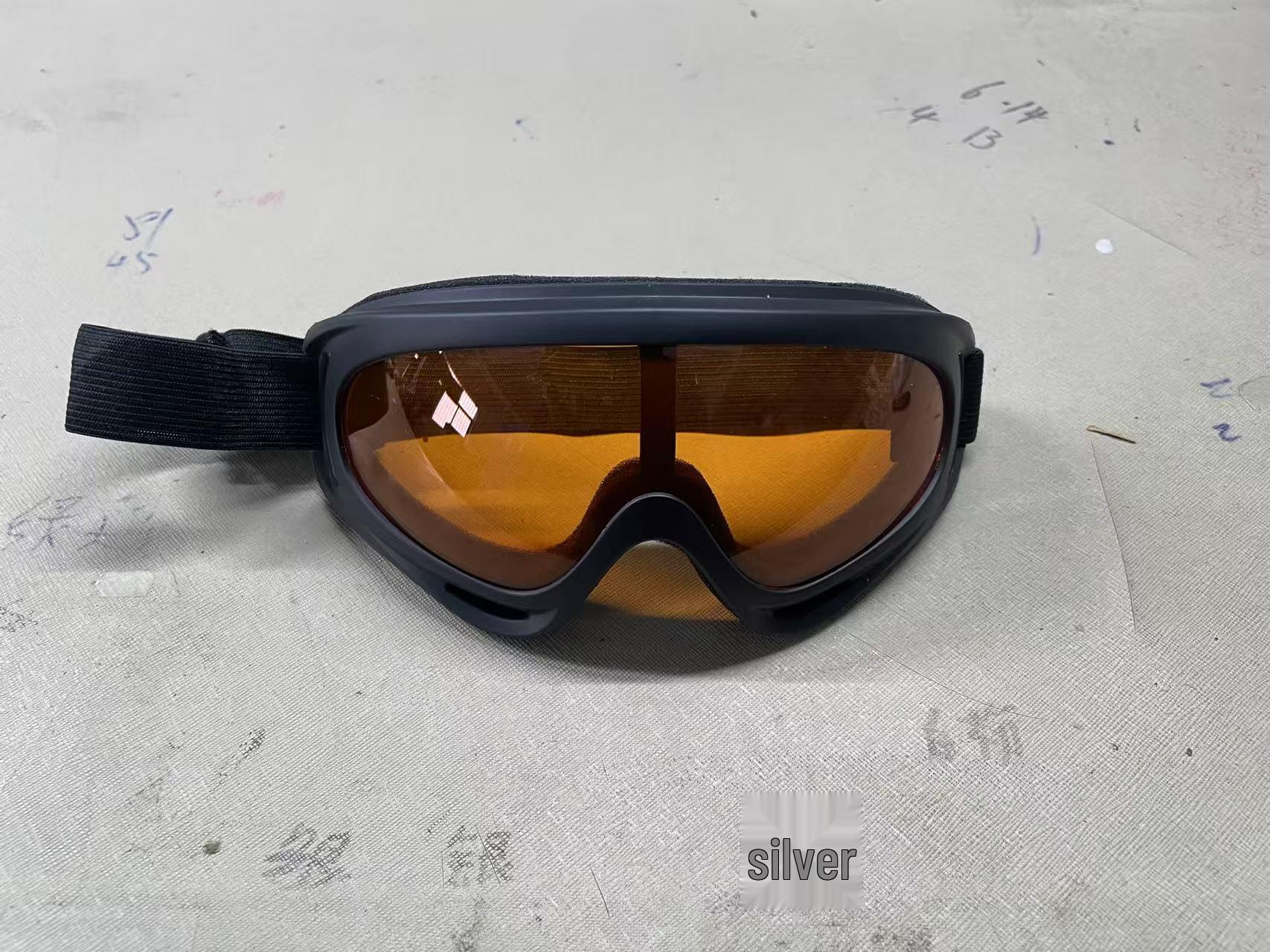 x400 Off-road Windproof & Splash-proof Goggles for Motorcycle and Skiing.