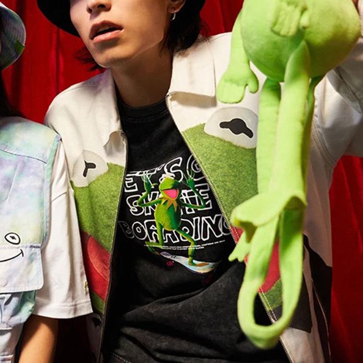 Li Ning X Disney Muppets Comet Series Cartoon Print Loose Vintage Short Sleeve T-Shirt Men T-Shirts Black AHSR837-2
