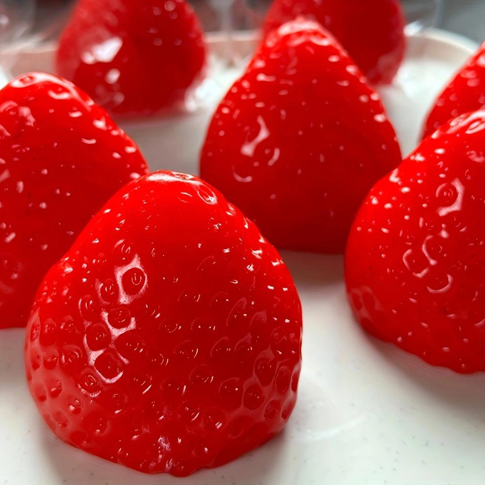 1Pc Squishy Big Strawberry Squeeze Toy Kids Soft Pinch Fruit Pop Fidget Toys Party Entertainment Games Halloween Christmas Gift
