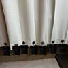 Återanvändbart Självhäftande Vindtätt Gardinfäste Set med 8 stycken med Starka Canvasvikter & Metallklämmor för Utomhusbruk