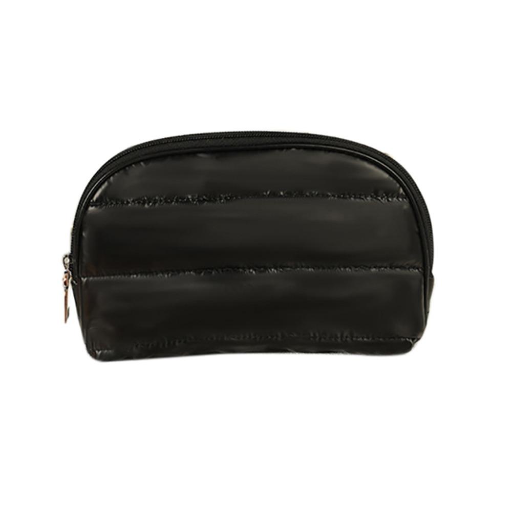 

Lightweight Waterproof Aesthetic Cosmetic Organizer Large Capacity Shock Resistance Toiletry Bag Quilted Makeup Pouch Toiletries