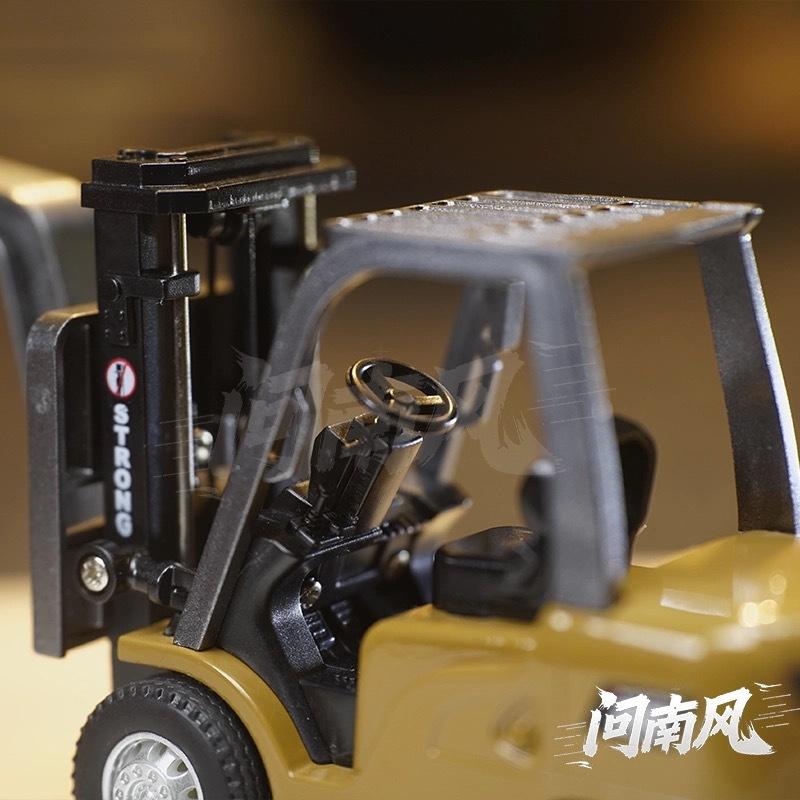 1:64 Fragen Sie Nanfeng Bluetooth Mini Legierung Gabelstapler Fernbedienung Ingenieurfahrzeug Kann per Handy gesteuert werden Auto Kinder
