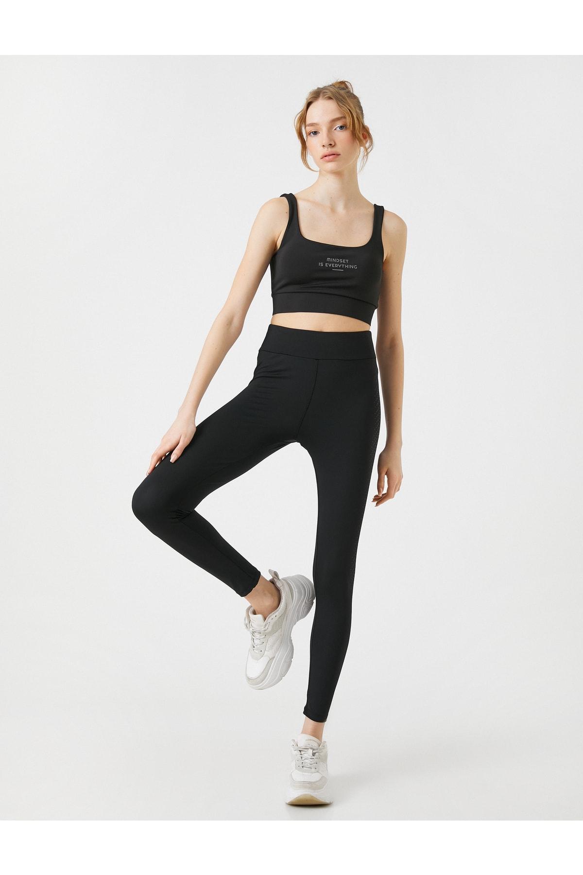 

Леггинсы - Черный - Нормальная Талия..