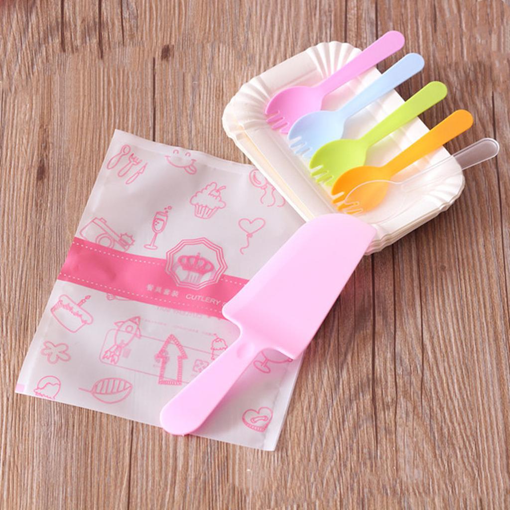 Three-In-One Cake Knife, Fork and Spoon Set, Disposable Dinner Plate and Fork Cake Tools, Birthday Halloween Christmas Cake Baking Tableware Set