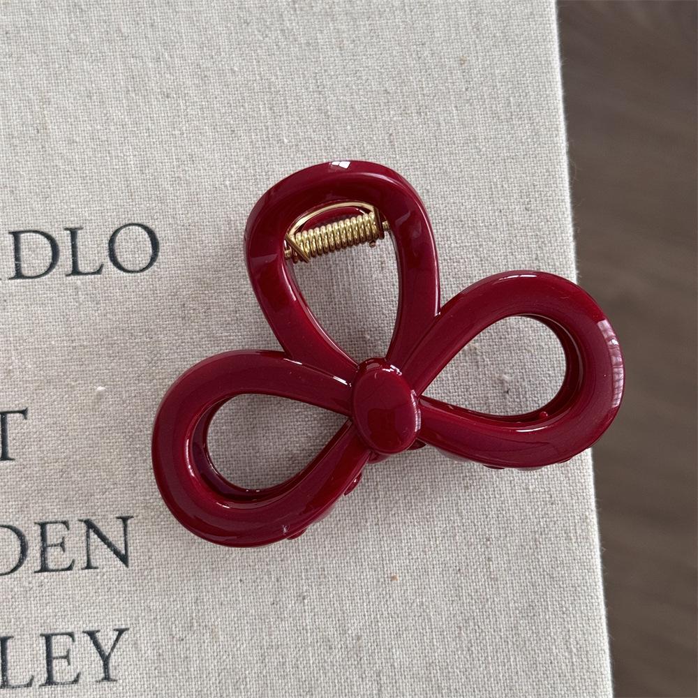 Gold Red Festive Claw Clip: Flashy Hair Accessory for New Year