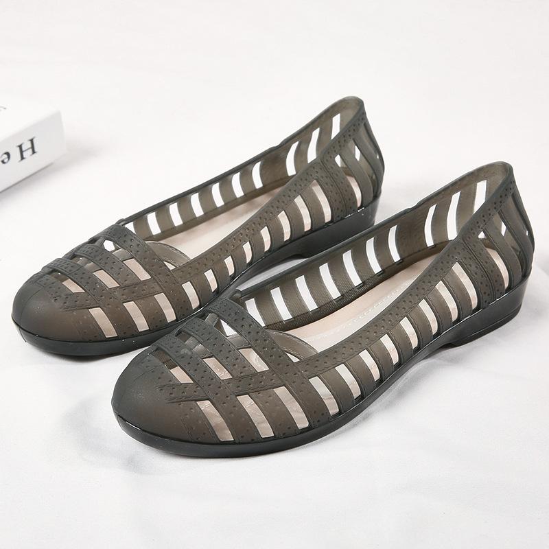 

Модные сандалии с полым носком на низком каблуке для женщин, летняя одежда для отдыха на открытом воздухе, легкая пластиковая повседневная мягкая подошва, неглубокий носок 36 чёрный