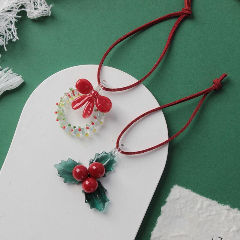 Zibo Glass Christmas Tree Ornaments: Wreaths, Berry Decorations, Gingerbread Men, and Car Accessories. Perfect for Small Christmas Gifts.