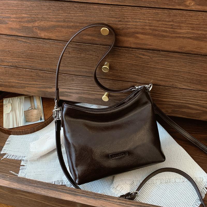 Bag Women's Fashion Versatile Bag Casual Shoulder Messenger Bag