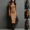 Abito Autunno/Inverno 2025 Aderente a Maniche Lunghe con Cappotto: Stile Sexy con Anca Avvolta da Donna
