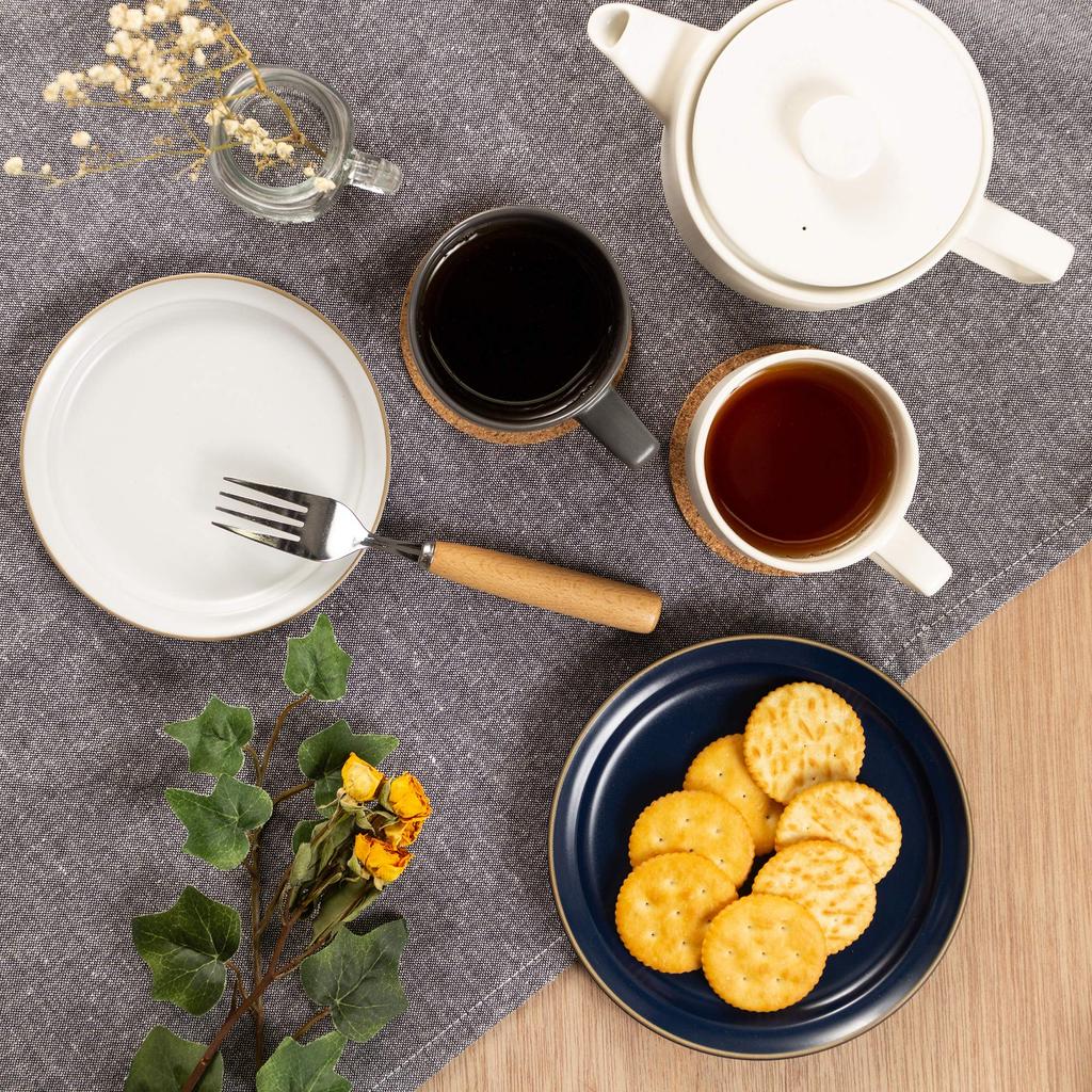 MIKASA Teapot, Weekend, Gray, Diameter 13.3 x Depth 10.4 x Height 10.7 cm, 550ml, Microwave, Dishwasher, and Oven Safe, T-789483