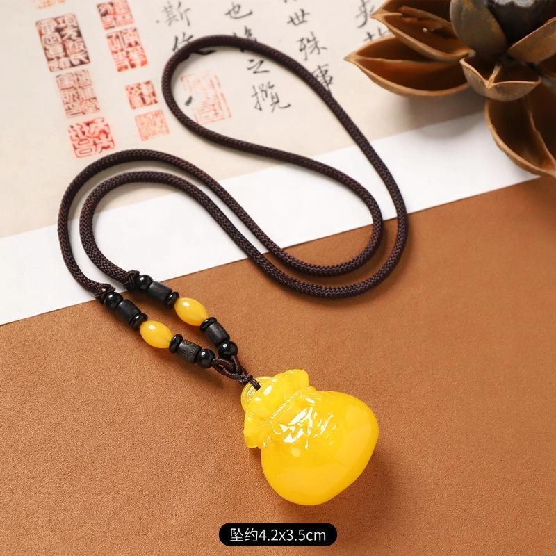 Amber Beeswax Necklace Chicken Oil Yellow No Matter Brand Pixiu Pendant Retro Women's Long Sweater Chain Men's Accessories